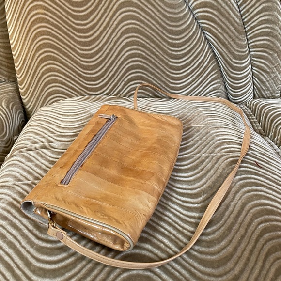 Vintage Eel Leather Crossbody Bag and Matching Eel Change Wallet Clutch - Picture 7 of 13